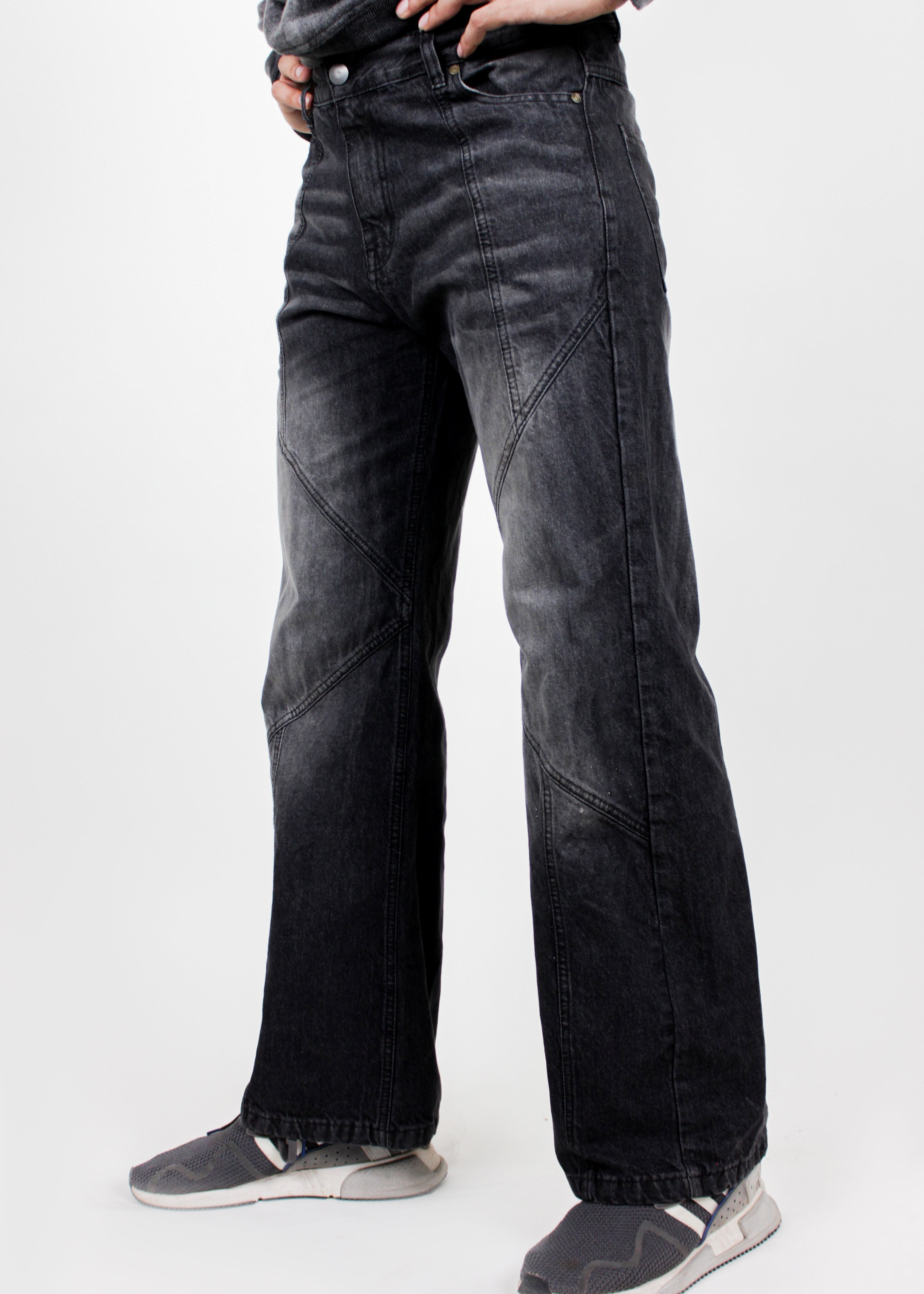 Smoky Wash Loose Jeans