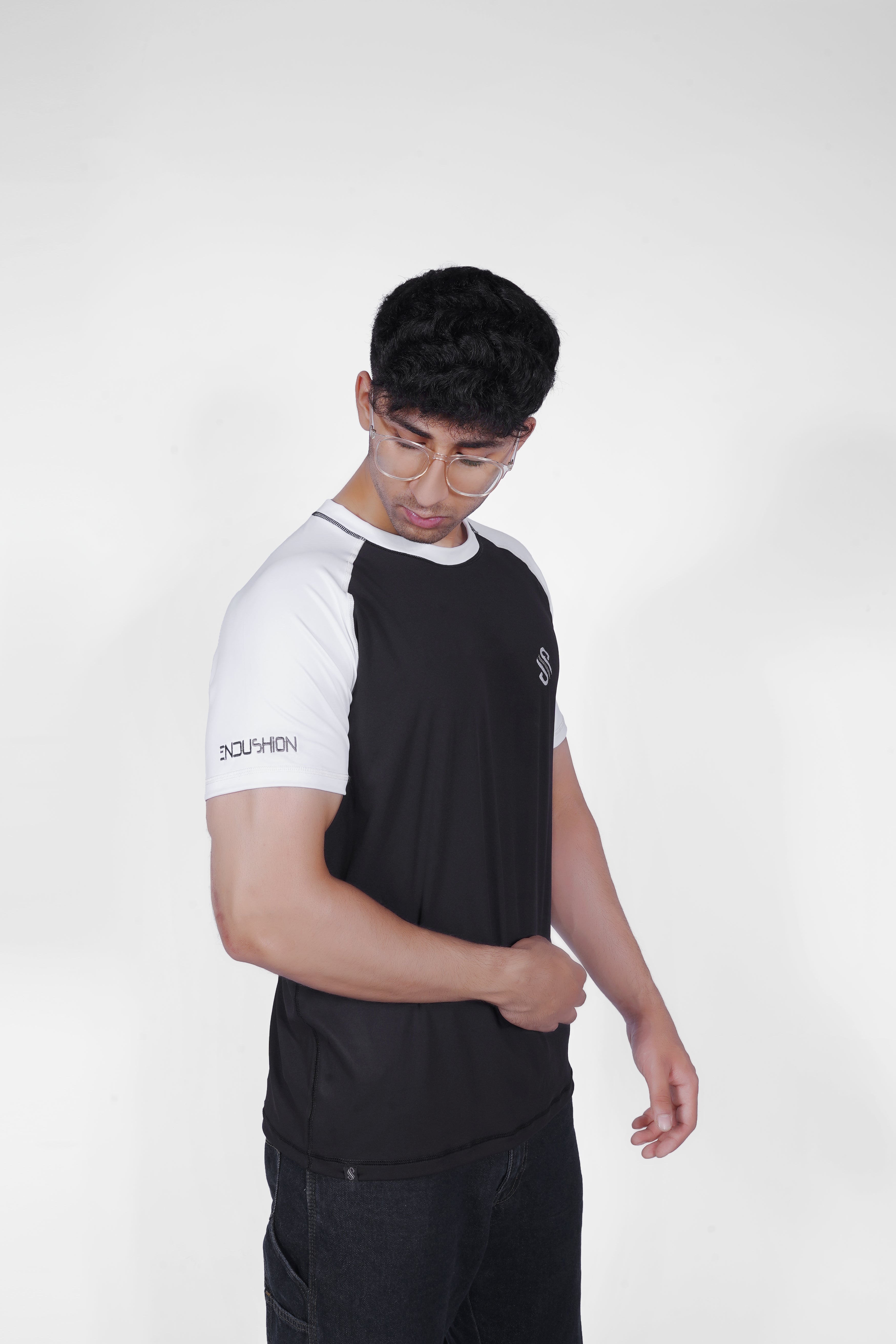 Endushion Unity Sleeves Tee - Stretchable Fabric-Endushion